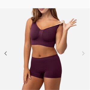 Underoutfit Pink & White Reversible Sports Bra